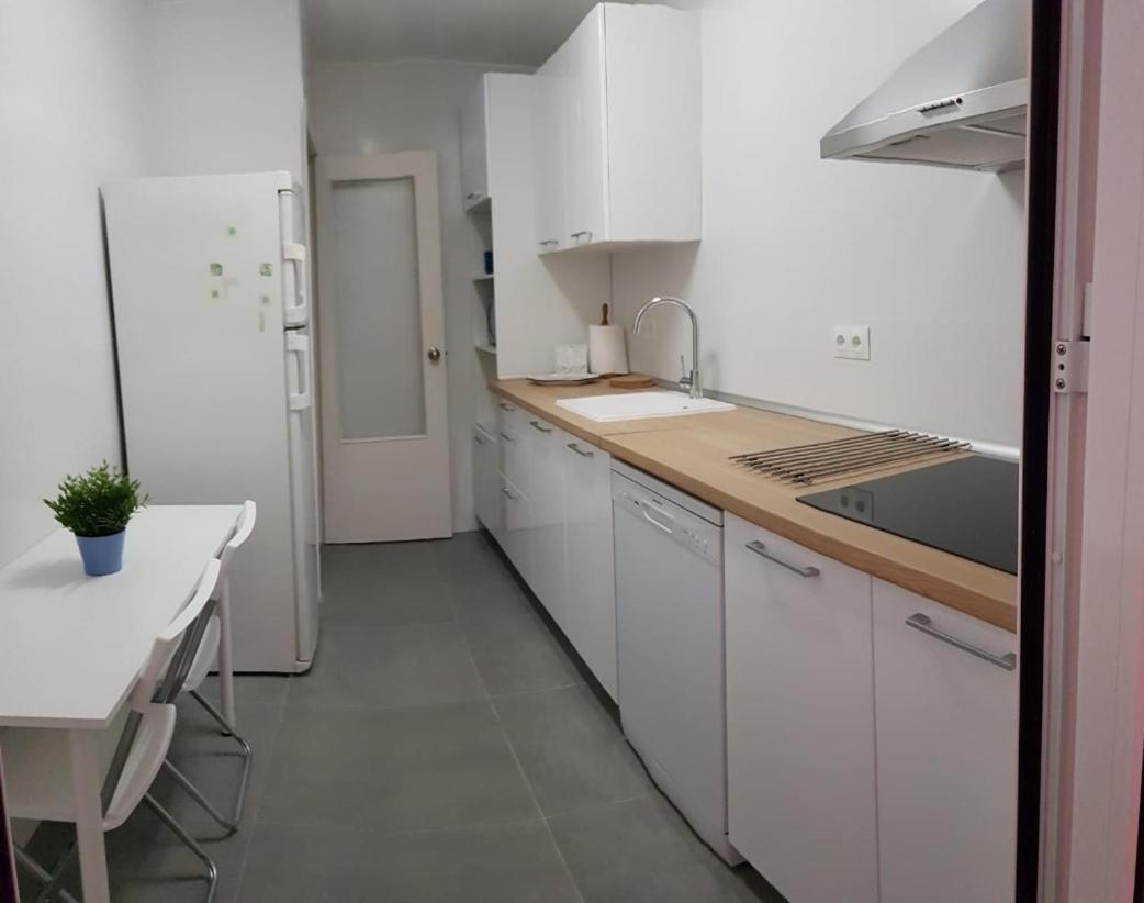 Apartamento En Urbanizacion Con Piscina Торремолінос Екстер'єр фото